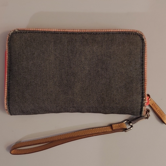 Vera Bradley embroidered desert theme with cactus and owl wristlet wallet - Picture 3 of 12